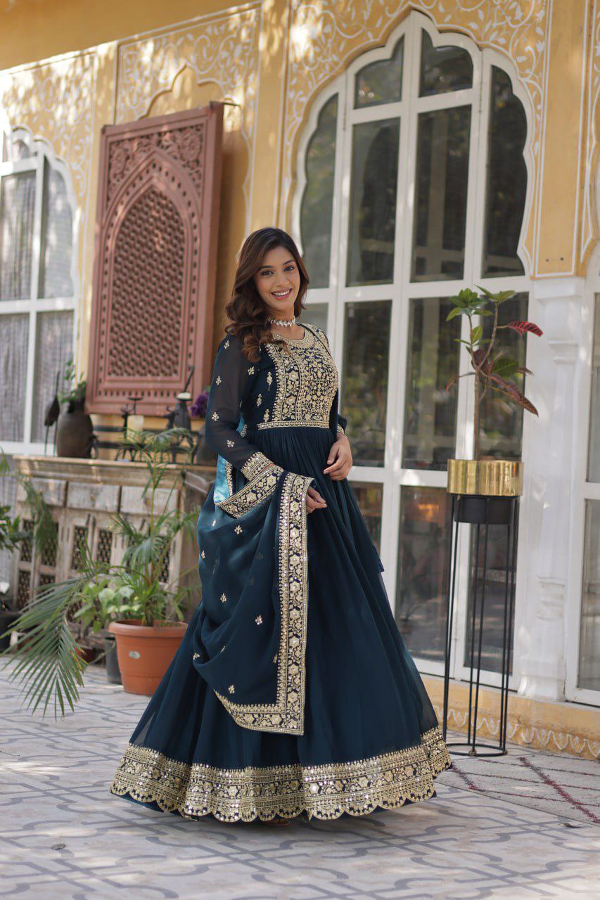 ✨ Embroidered Anarkali Set with Dupatta – Party & Festive Wear ✨