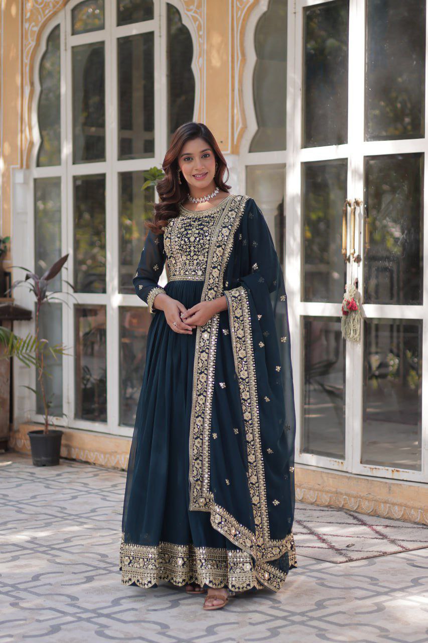 ✨ Embroidered Anarkali Set with Dupatta – Party & Festive Wear ✨